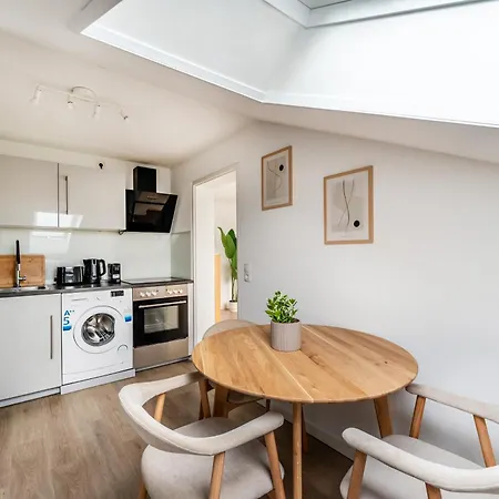 Helles Rooftop Serviced An Der Schweizer Grenze * Kussaberg